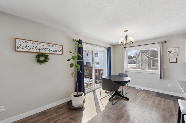 1100 Susan Lane, Roberts, WI 54023