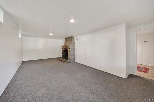 100 Fieldcrest Drive, Camillus, NY 13031