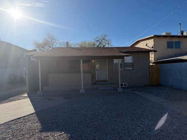 509 Vermont Street NE, Albuquerque, NM 87108