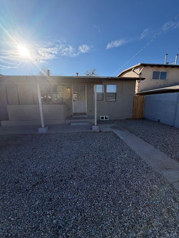509 Vermont Street NE, Albuquerque, NM 87108