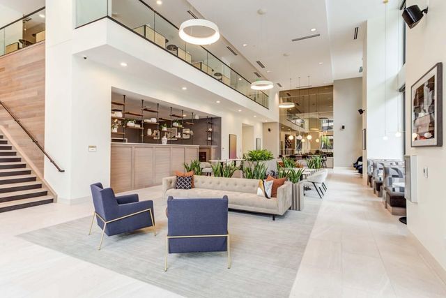 270 Hennepin Avenue 2106, Minneapolis, MN 55401