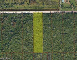 xxx Shady Hollow W, Naples, FL 34120