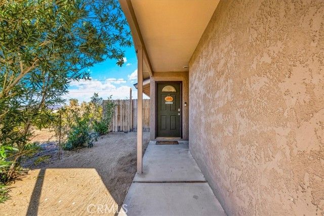 7429 Maude Adams, Twentynine Palms, CA 92277