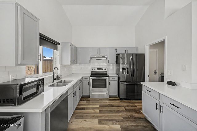 6044 E GLENCOVE Street, Mesa, AZ 85205