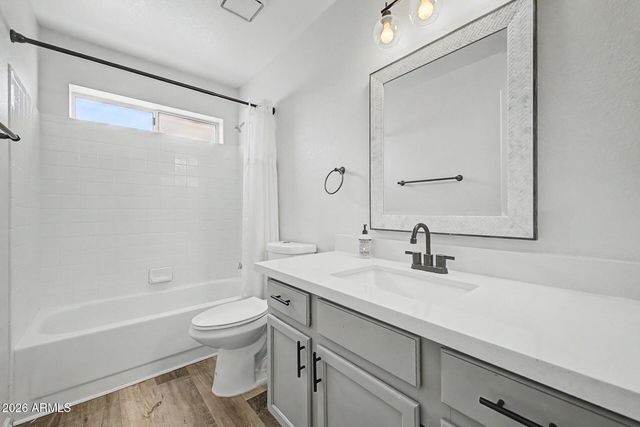 6044 E GLENCOVE Street, Mesa, AZ 85205