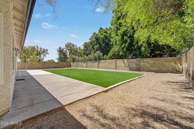 6044 E GLENCOVE Street, Mesa, AZ 85205