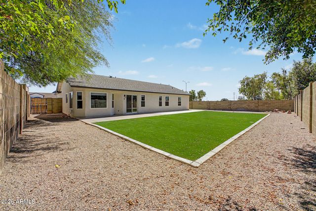 6044 E GLENCOVE Street, Mesa, AZ 85205