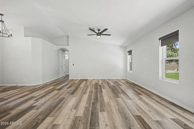 6044 E GLENCOVE Street, Mesa, AZ 85205