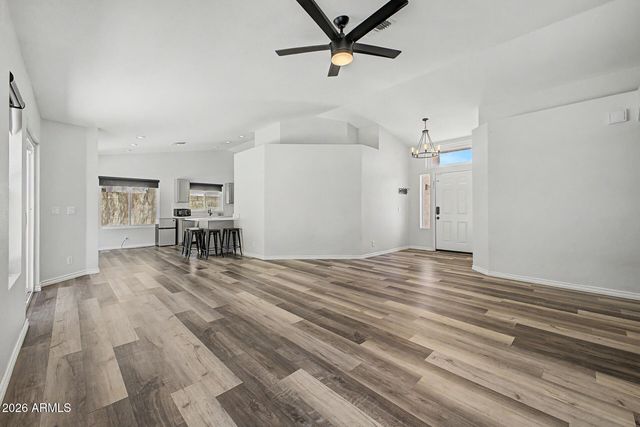 6044 E GLENCOVE Street, Mesa, AZ 85205