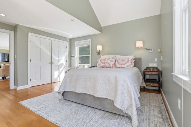 88 Esterbrook Rd, Acton, MA 01720