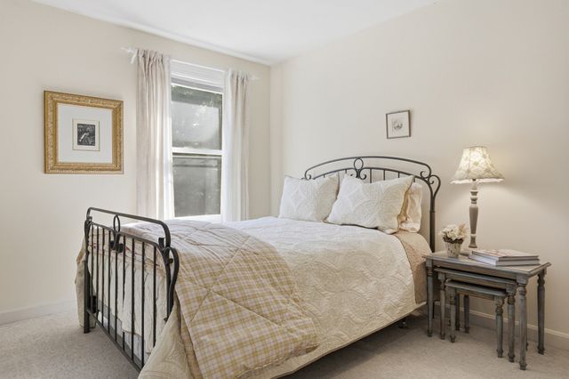 88 Esterbrook Rd, Acton, MA 01720