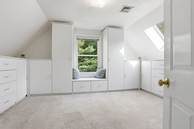 88 Esterbrook Rd, Acton, MA 01720