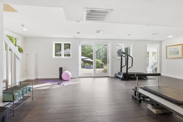 88 Esterbrook Rd, Acton, MA 01720