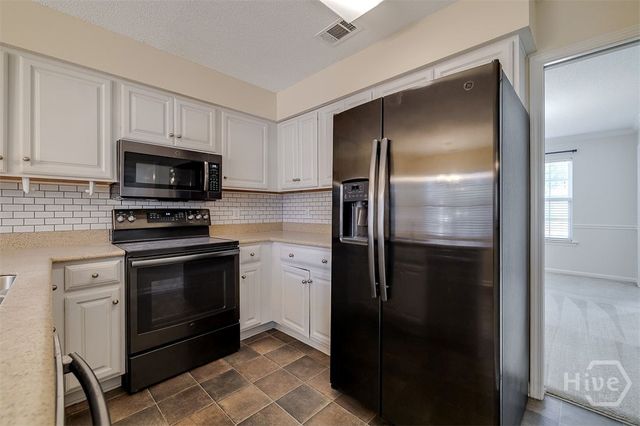 149 Village Lake Drive, Pooler, GA 31322