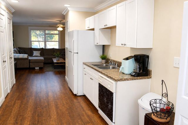 1725 Harvey Mitchell Parkway S 1517, College Station, TX 77840