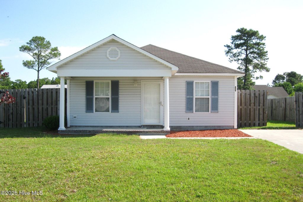 809 Tisbury Lane, Wilmington, NC 28412