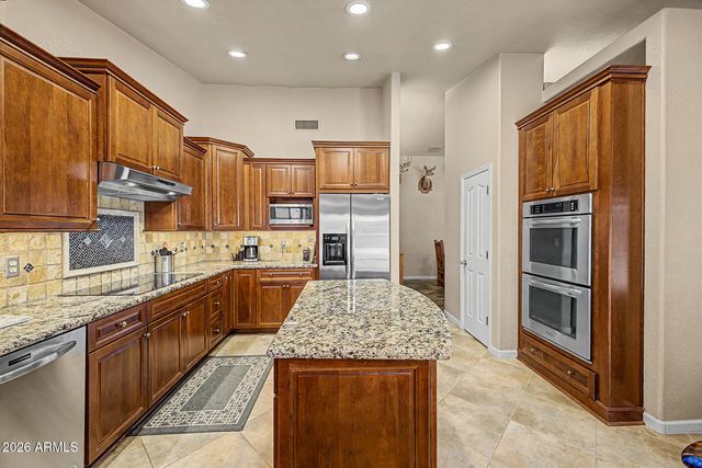 39949 N CENTRAL Avenue, Phoenix, AZ 85086