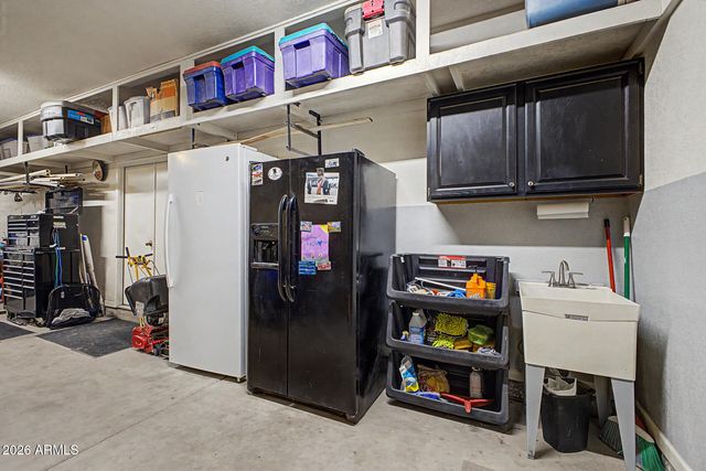 39949 N CENTRAL Avenue, Phoenix, AZ 85086
