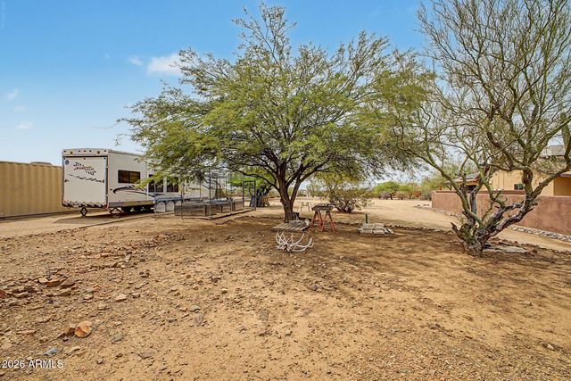 39949 N CENTRAL Avenue, Phoenix, AZ 85086