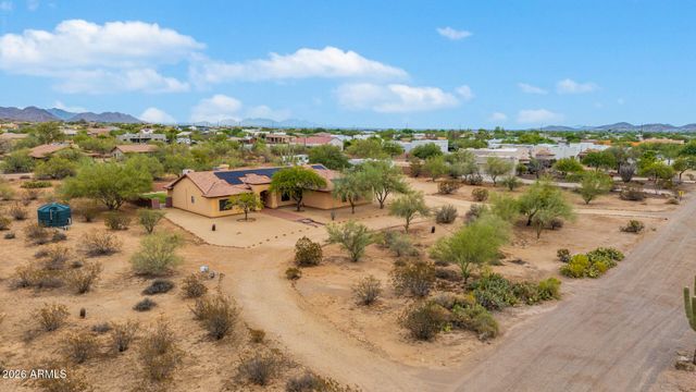 39949 N CENTRAL Avenue, Phoenix, AZ 85086