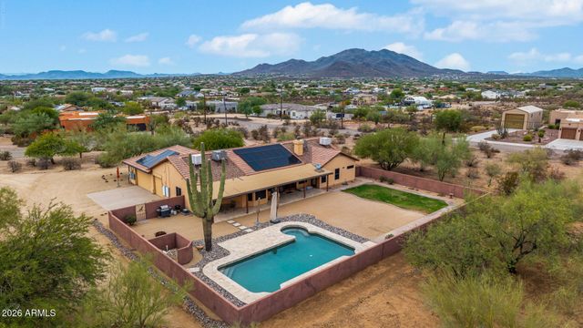 39949 N CENTRAL Avenue, Phoenix, AZ 85086