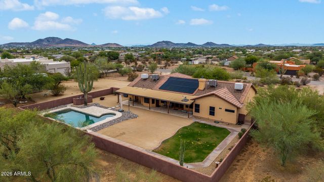 39949 N CENTRAL Avenue, Phoenix, AZ 85086