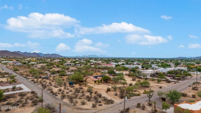 39949 N CENTRAL Avenue, Phoenix, AZ 85086