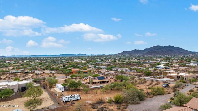 39949 N CENTRAL Avenue, Phoenix, AZ 85086
