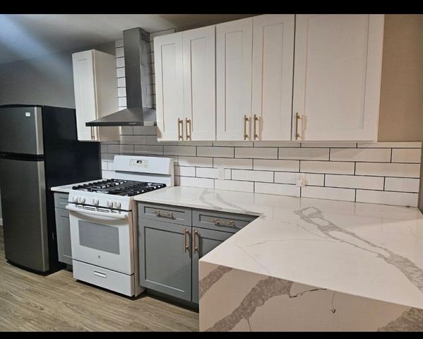 3736 Earle Drive, Haltom City, TX 76117