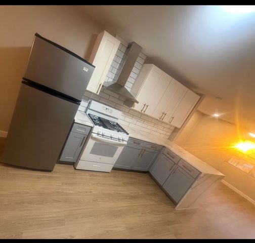 3736 Earle Drive, Haltom City, TX 76117