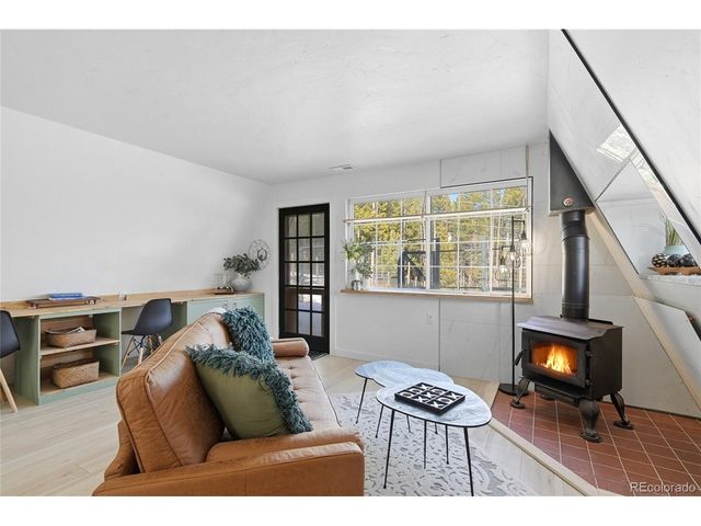 527 Apache Rd, Evergreen, CO 80439