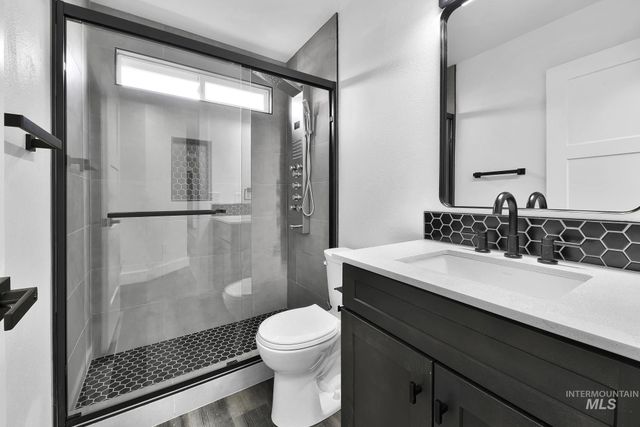 526 Lost Basin Ct, Nampa, ID 83686