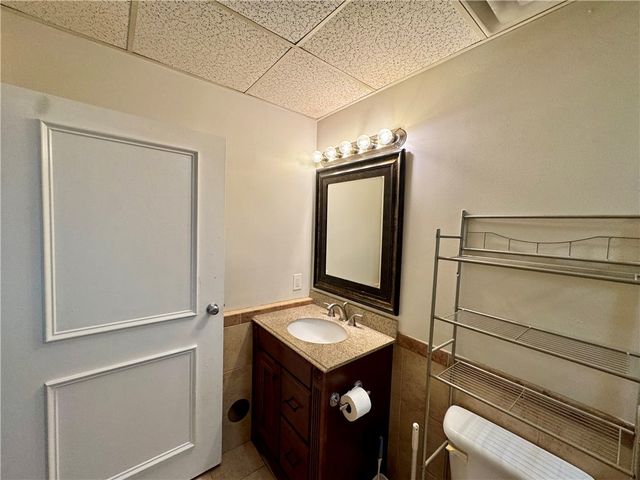 241 Norris Drive, Rochester, NY 14610