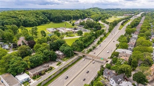 241 Norris Drive, Rochester, NY 14610