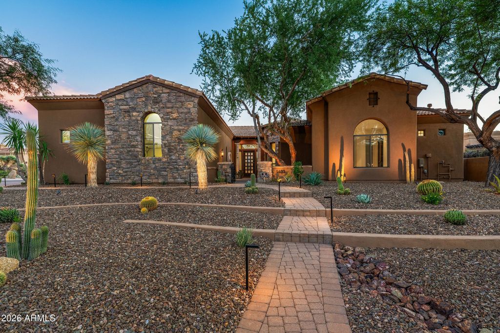 9433 E MONUMENT Drive, Scottsdale, AZ 85262 — exterior