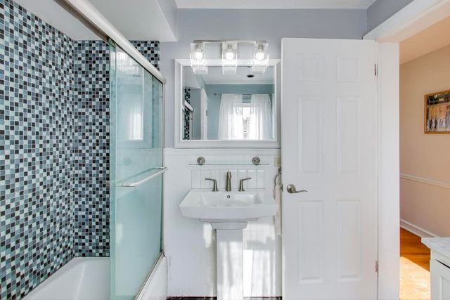 8832 Menard Avenue, Morton Grove, IL 60053