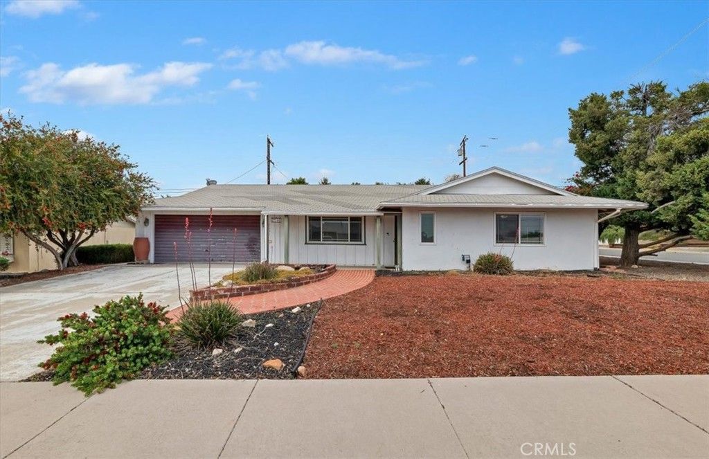 Image 1 of property listing at 27190 Pinehurst, Menifee, CA 92586