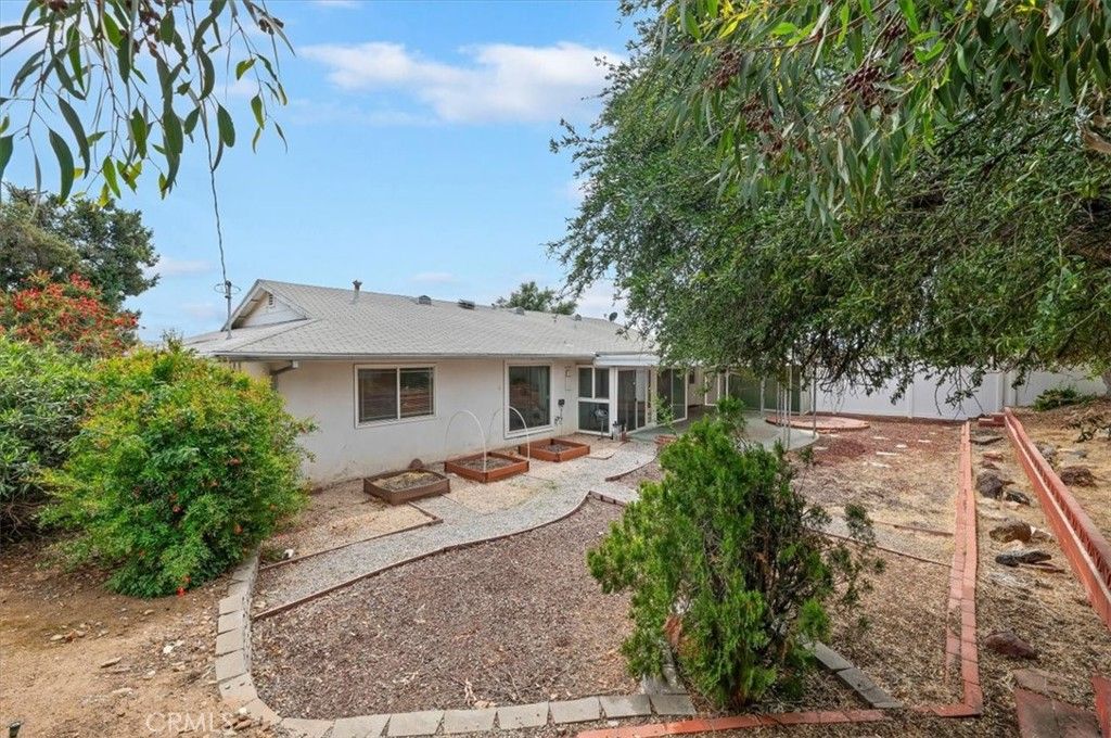 Image 25 of property listing at 27190 Pinehurst, Menifee, CA 92586