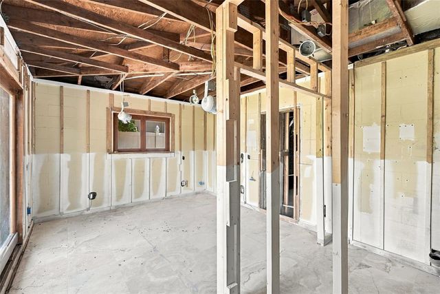 3945 E EDEN ROC CIRCLE, Tampa, FL 33634