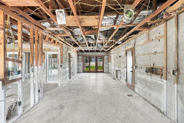3945 E EDEN ROC CIRCLE, Tampa, FL 33634