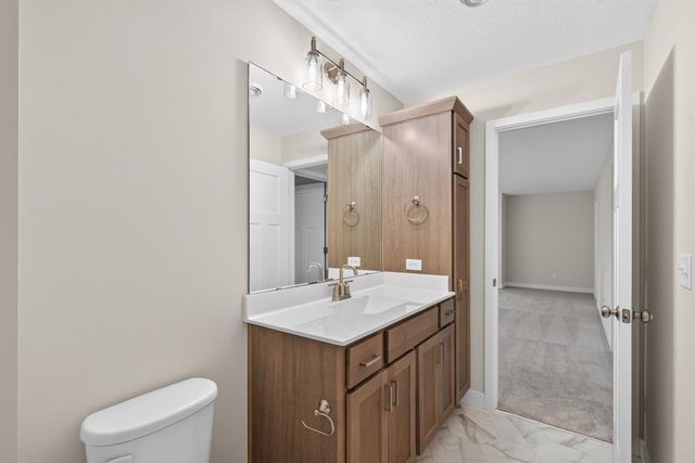 5832 Perry Avenue N, Crystal, MN 55429