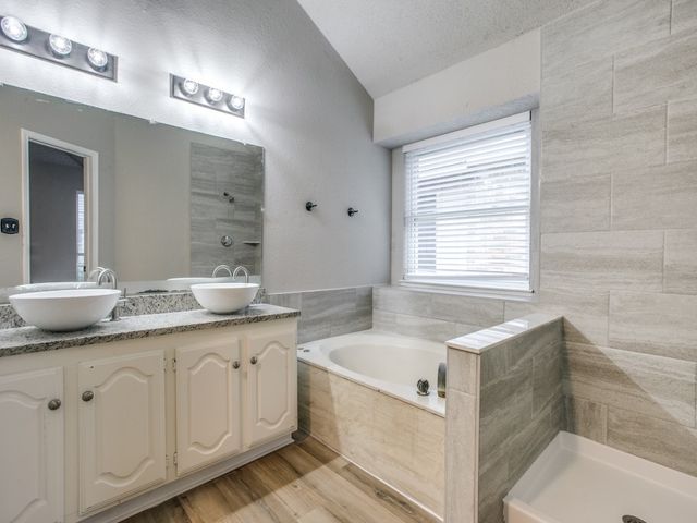 428 Surrey Place, Mesquite, TX 75149