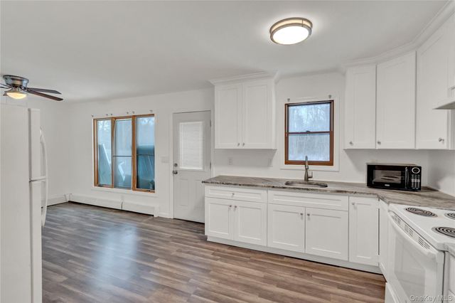 43 Carver Boulevard, Bellport, NY 11713