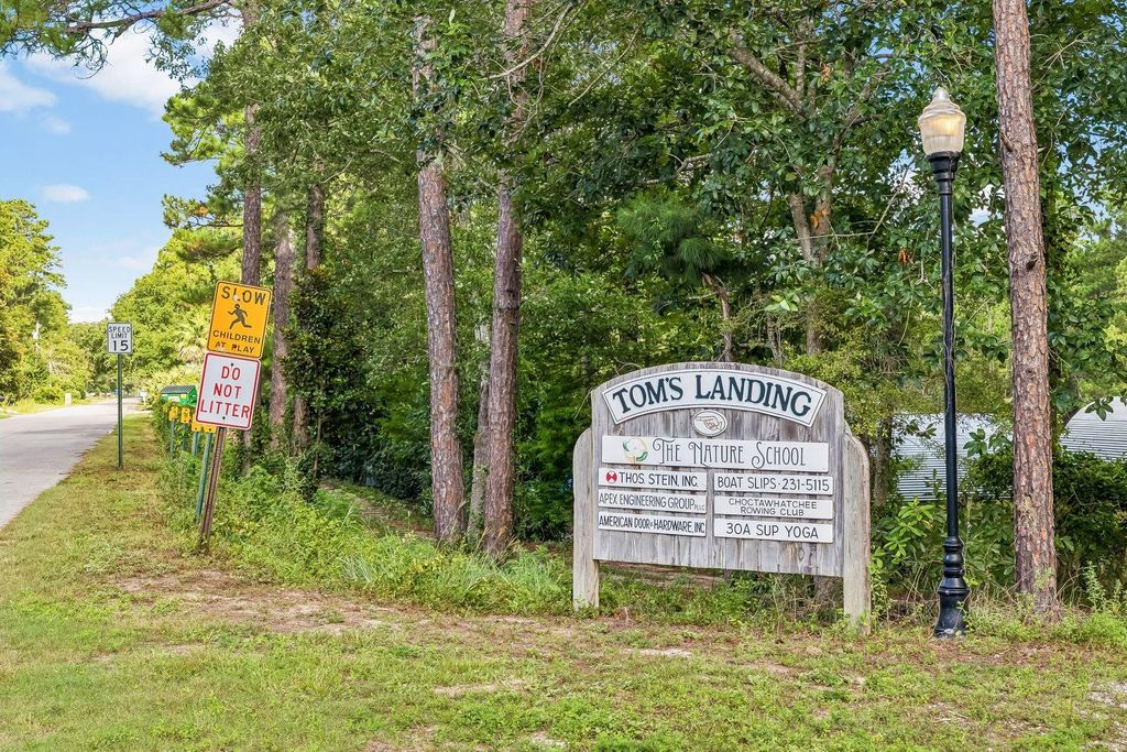 Image 9 of property listing at 70 Little Canal Drive, Santa Rosa Beach, FL 32459