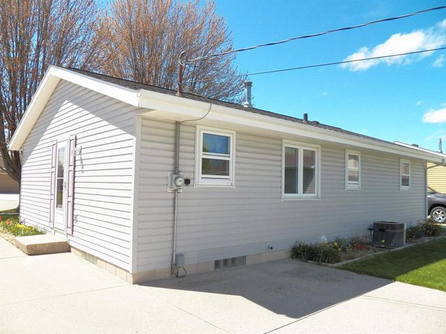 941 S 41ST STREET, Manitowoc, WI 54220