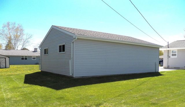 941 S 41ST STREET, Manitowoc, WI 54220