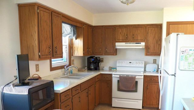 941 S 41ST STREET, Manitowoc, WI 54220