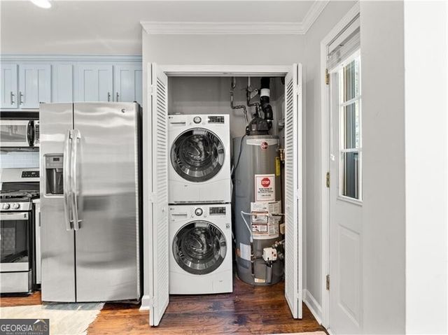 2232 Dunseath Avenue NW 404, Atlanta, GA 30318