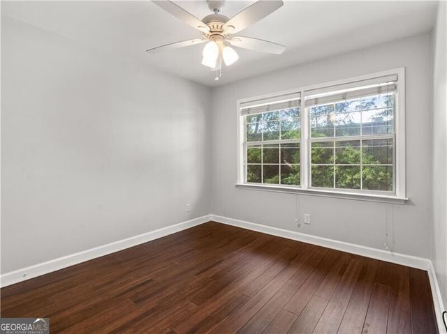 2232 Dunseath Avenue NW 404, Atlanta, GA 30318