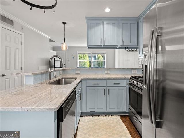 2232 Dunseath Avenue NW 404, Atlanta, GA 30318